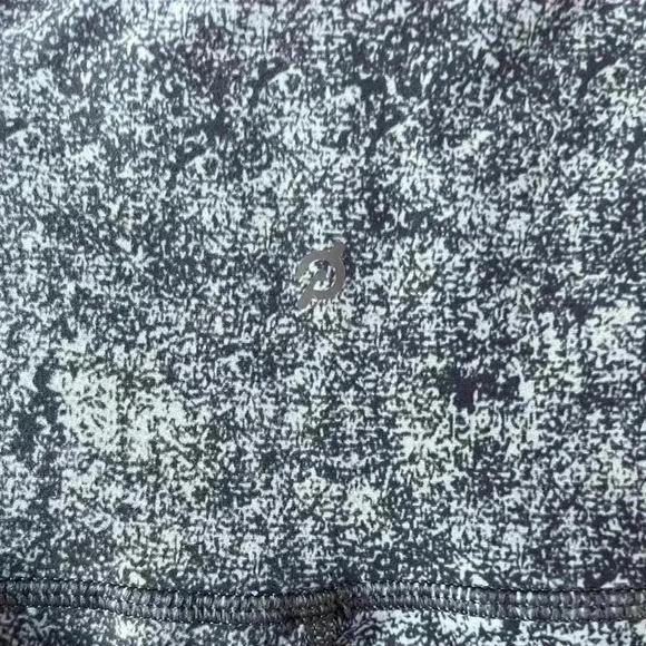 Peloton Capri Leggings - Picture 7 of 7